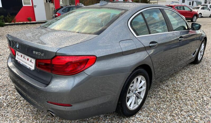 BMW Serie 5 520dA lleno