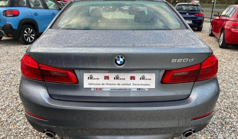 BMW Serie 5 520dA lleno