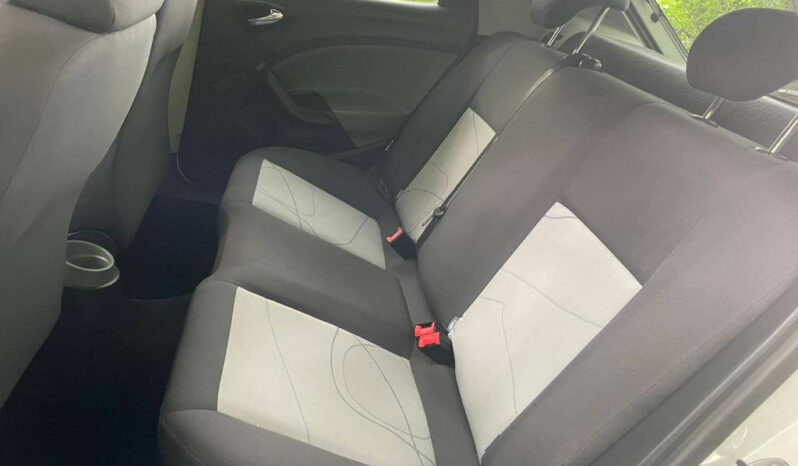 SEAT Ibiza 1.2 12v Reference lleno