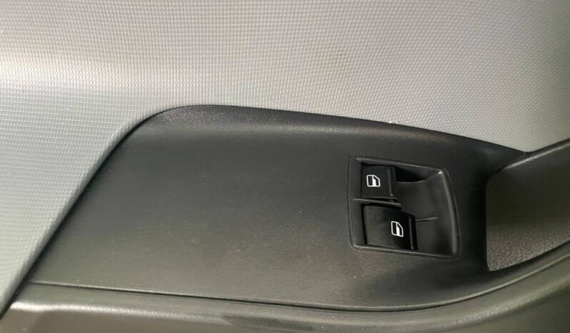 SEAT Ibiza 1.2 12v Reference lleno