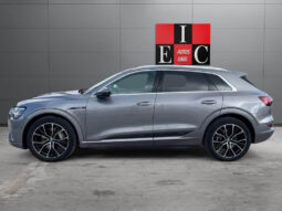 AUDI e-tron Advanced 50 quattro lleno