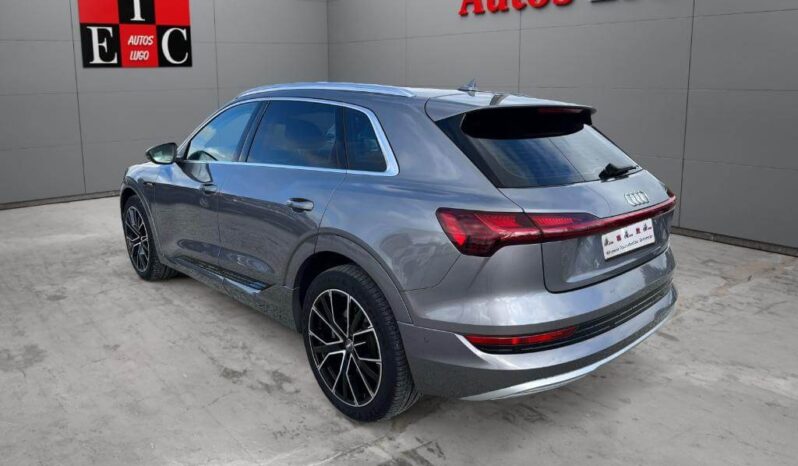 AUDI e-tron Advanced 50 quattro lleno
