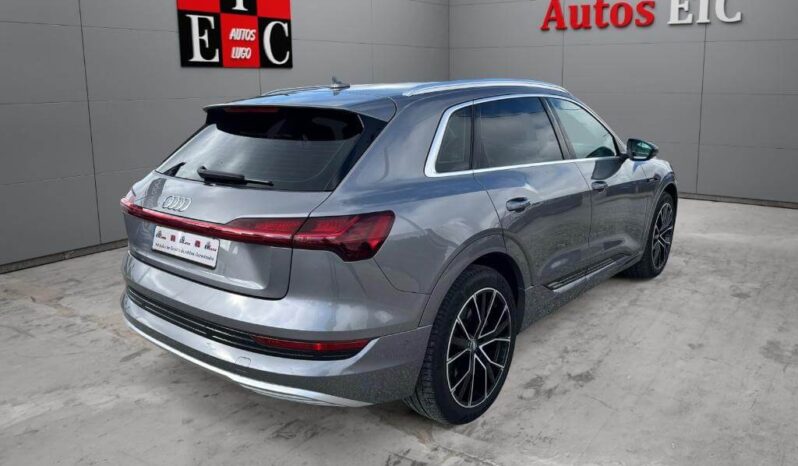 AUDI e-tron Advanced 50 quattro lleno