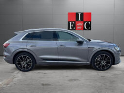 AUDI e-tron Advanced 50 quattro lleno