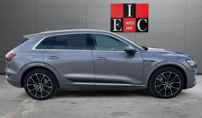 AUDI e-tron Advanced 50 quattro lleno