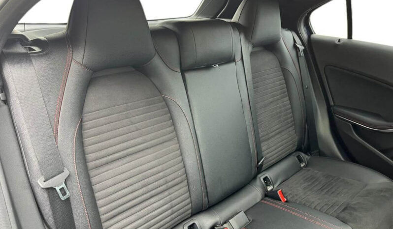 MERCEDES-BENZ Clase A A 200 d lleno