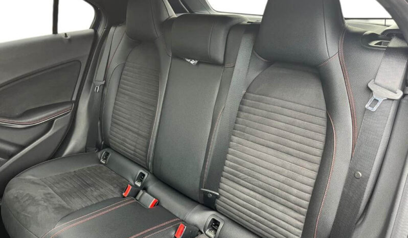 MERCEDES-BENZ Clase A A 200 d lleno