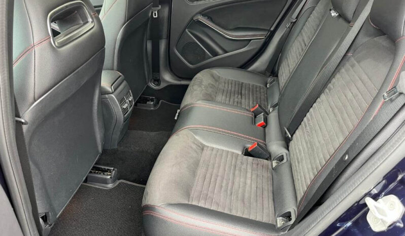MERCEDES-BENZ Clase A A 200 d lleno
