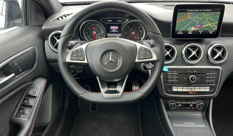 MERCEDES-BENZ Clase A A 200 d lleno