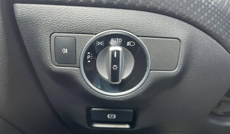 MERCEDES-BENZ Clase A A 200 d lleno