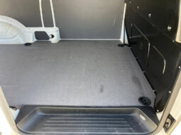 VOLKSWAGEN Transporter Furgon Largo TN 2.0 TDI lleno