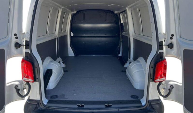 VOLKSWAGEN Transporter Furgon Largo TN 2.0 TDI lleno