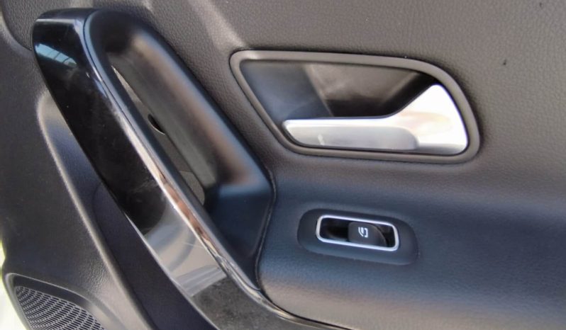 MERCEDES-BENZ Clase A A 180 d lleno