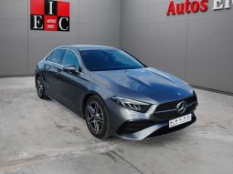 MERCEDES-BENZ Clase A A 180 d Sedan lleno