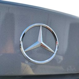 MERCEDES-BENZ Clase A A 180 d Sedan lleno