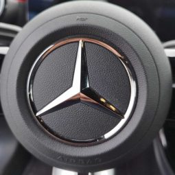 MERCEDES-BENZ Clase A A 180 d Sedan lleno