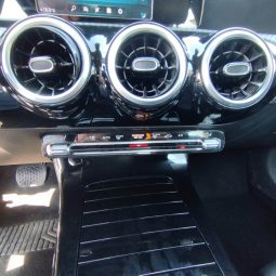 MERCEDES-BENZ Clase A A 180 d lleno