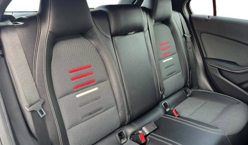 MERCEDES-BENZ Clase A A 200 d lleno