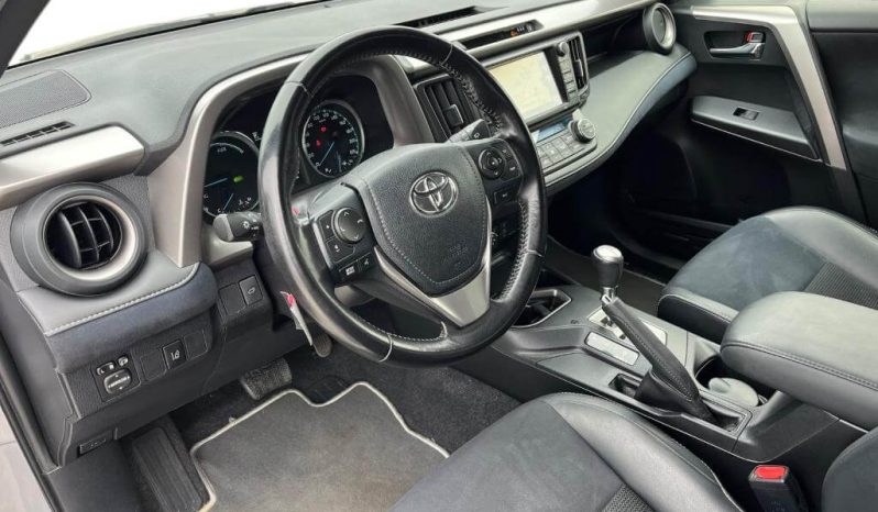 TOYOTA Rav4 2.5l hybrid 2WD Advance lleno