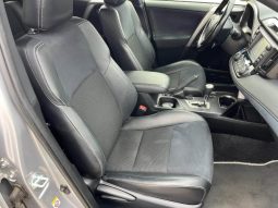 TOYOTA Rav4 2.5l hybrid 2WD Advance lleno