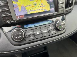 TOYOTA Rav4 2.5l hybrid 2WD Advance lleno