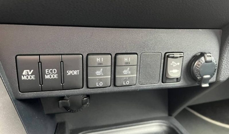 TOYOTA Rav4 2.5l hybrid 2WD Advance lleno