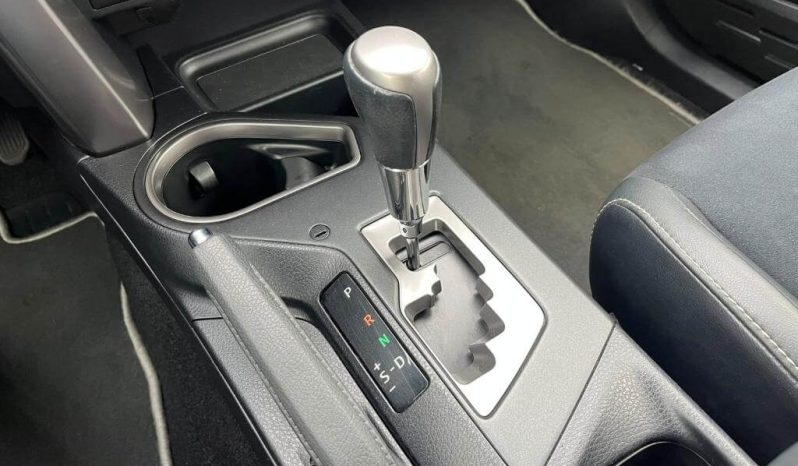TOYOTA Rav4 2.5l hybrid 2WD Advance lleno