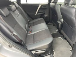 TOYOTA Rav4 2.5l hybrid 2WD Advance lleno