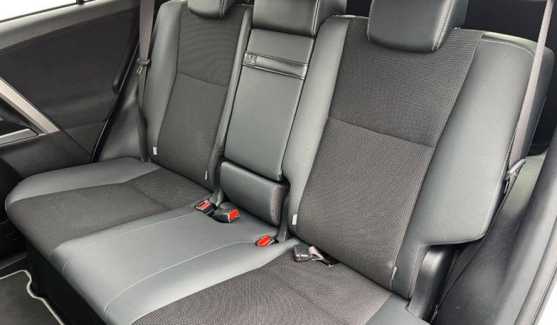 TOYOTA Rav4 2.5l hybrid 2WD Advance lleno