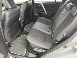 TOYOTA Rav4 2.5l hybrid 2WD Advance lleno