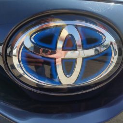 TOYOTA C-HR 1.8 125H Advance lleno