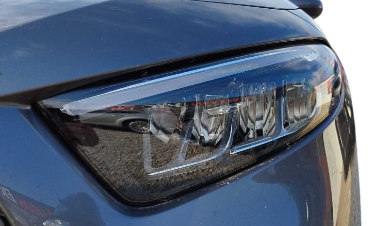 MERCEDES-BENZ Clase A A 180 d Sedan lleno