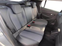 PEUGEOT 208 Allure Puretech 100 lleno