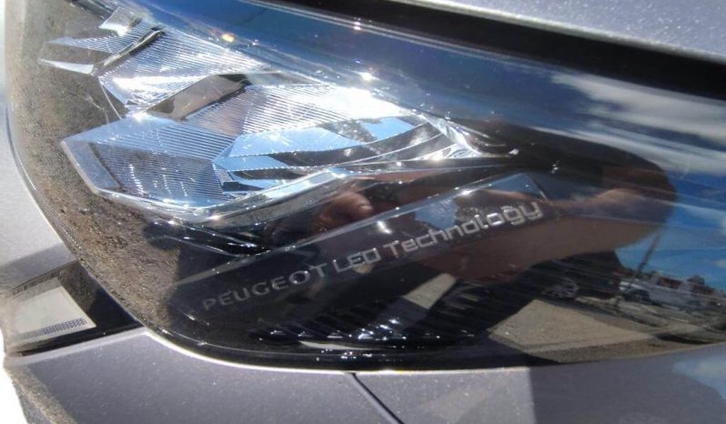 PEUGEOT 208 Allure Puretech 100 lleno