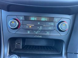 FORD Focus 1.5 Ecoblue Titanium lleno