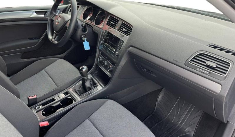 VOLKSWAGEN Golf Edition 1.2 TSI BMT lleno