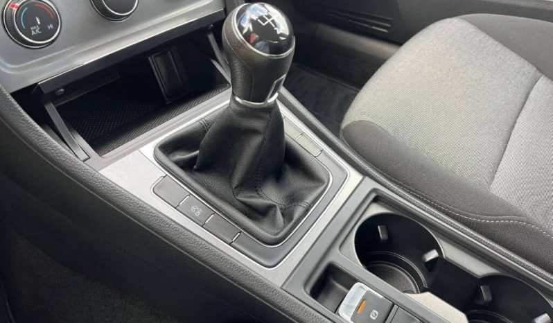 VOLKSWAGEN Golf Edition 1.2 TSI BMT lleno