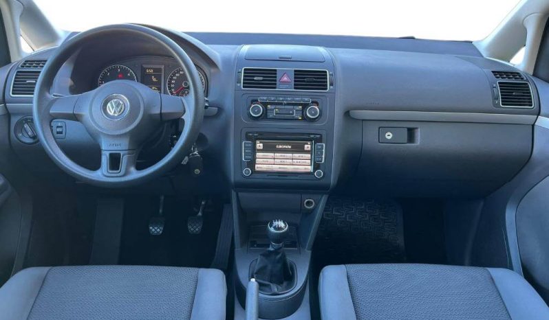 VOLKSWAGEN Touran 1.6 TDI Advance lleno