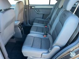 VOLKSWAGEN Touran 1.6 TDI Advance lleno