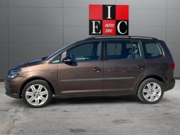 VOLKSWAGEN Touran 1.6 TDI Advance lleno