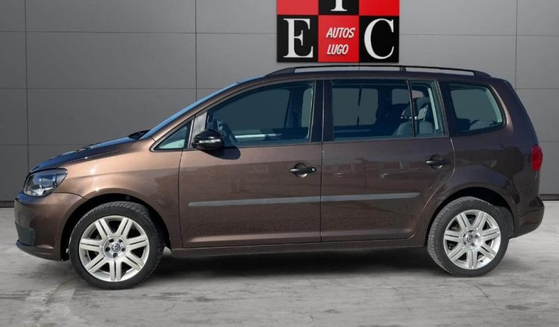 VOLKSWAGEN Touran 1.6 TDI Advance lleno