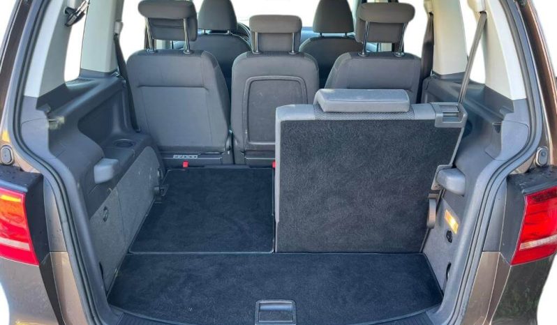 VOLKSWAGEN Touran 1.6 TDI Advance lleno