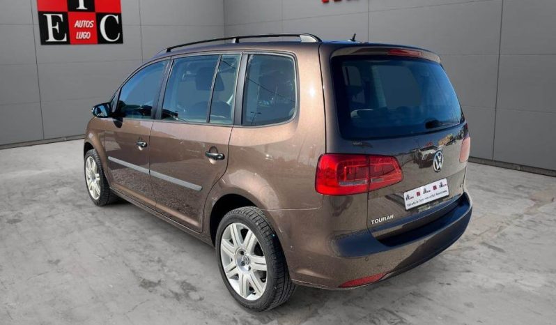 VOLKSWAGEN Touran 1.6 TDI Advance lleno