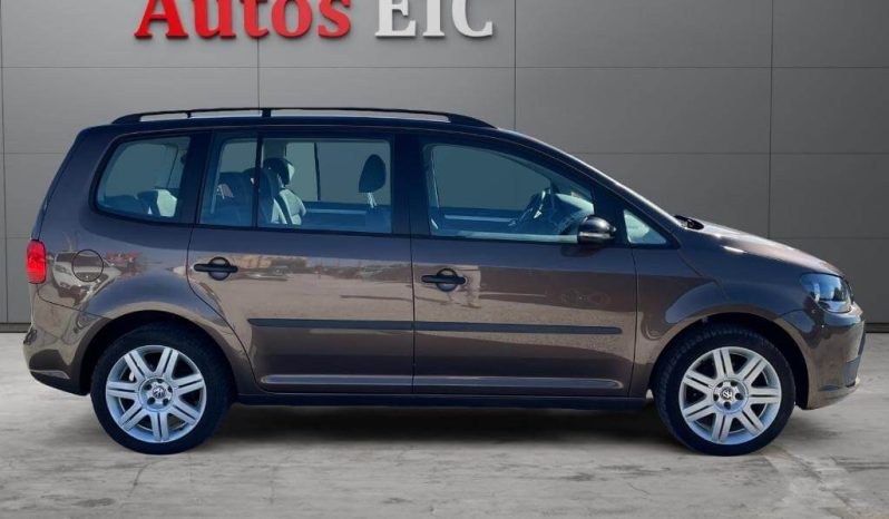 VOLKSWAGEN Touran 1.6 TDI Advance lleno