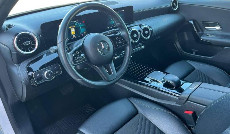 MERCEDES-BENZ Clase A A 180 d lleno