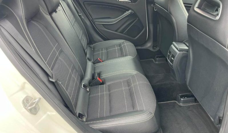 MERCEDES-BENZ Clase A A 220 d 4MATIC lleno