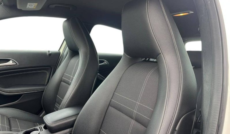 MERCEDES-BENZ Clase A A 220 d 4MATIC lleno