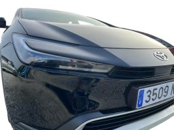 TOYOTA Prius PlugIn 125PH Luxury lleno